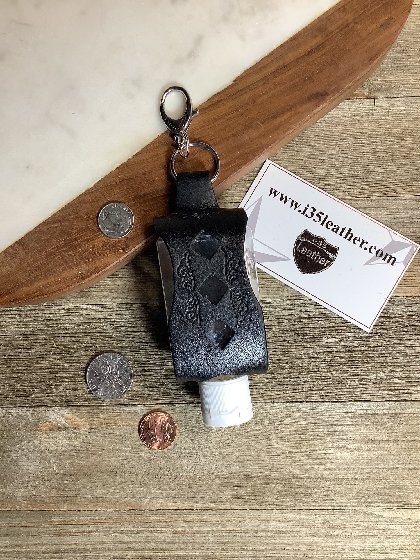 Leather 2 oz Bottle Carrier/Keychain