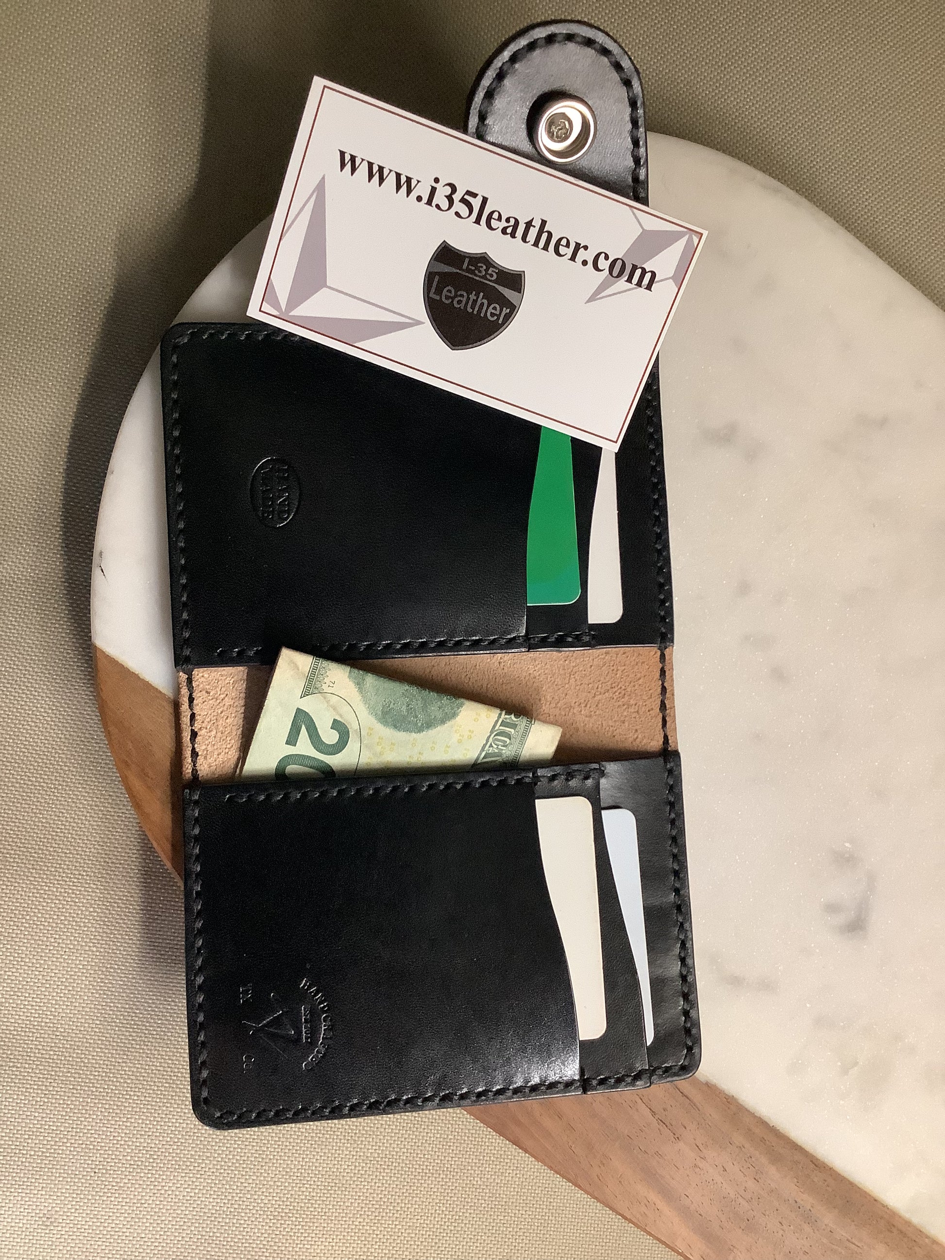 I-35 Leather - Vertical Wallet - Poker Skulls