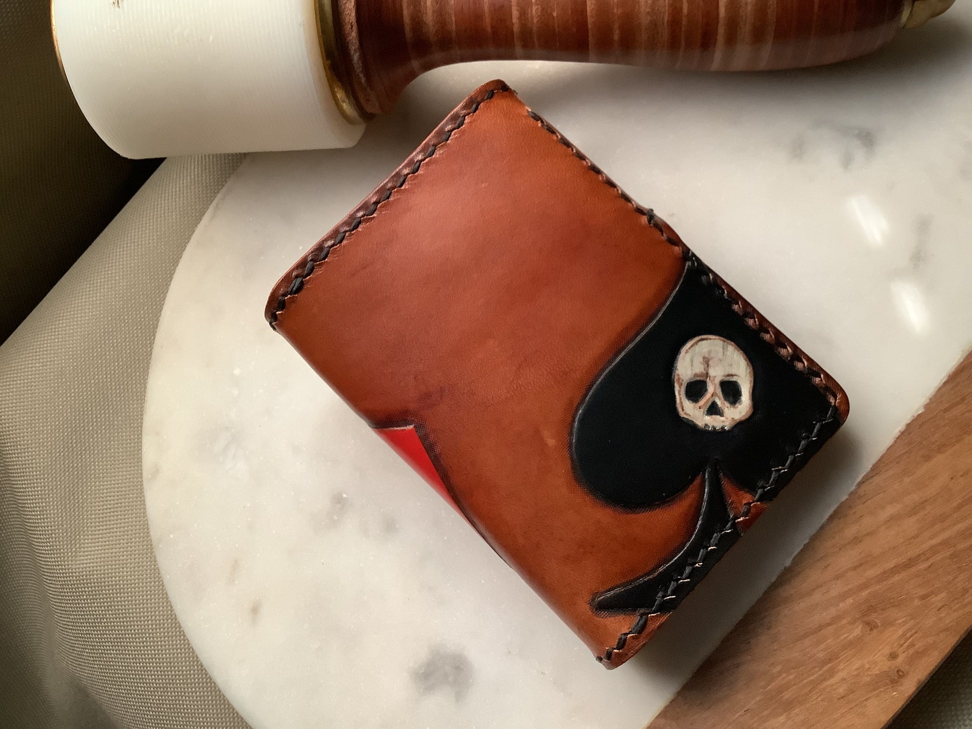 I-35 Leather - Vertical Wallet - Casino Skulls